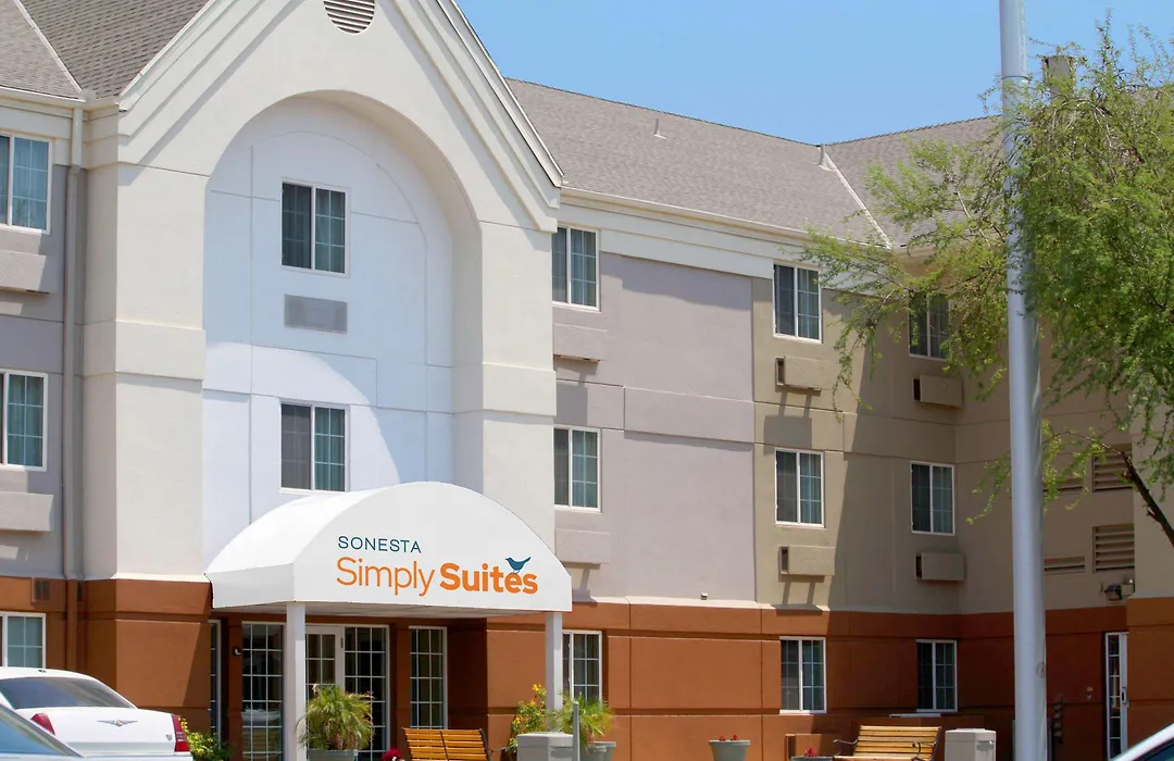Sonesta Simply Suites Phoenix Glendale-1