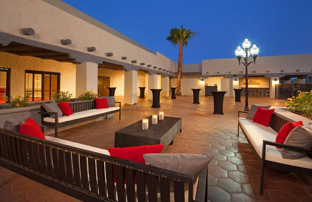 Four Points By Sheraton Phoenix South Mountain-1