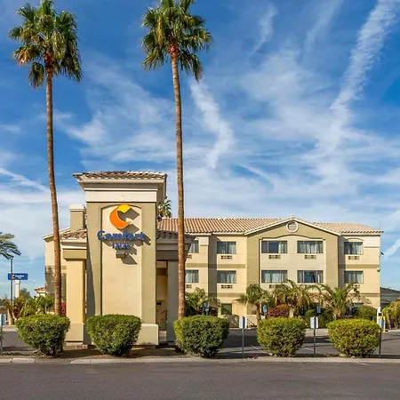 Comfort Inn Phoenix Central City-3