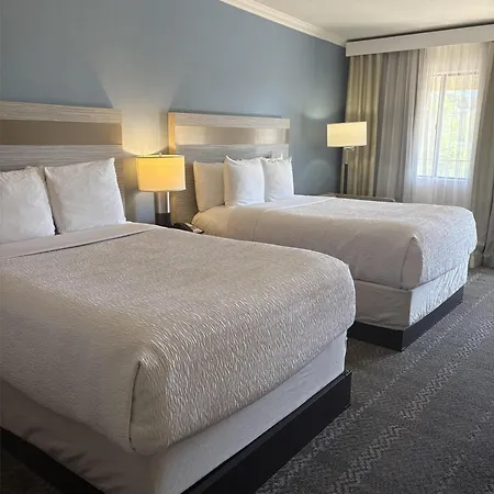 Surestay Innsuites Phoenix Hotel & Suites By Best Western-3
