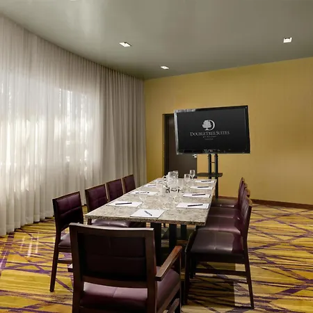 Doubletree Suites By Hilton Phoenix-2